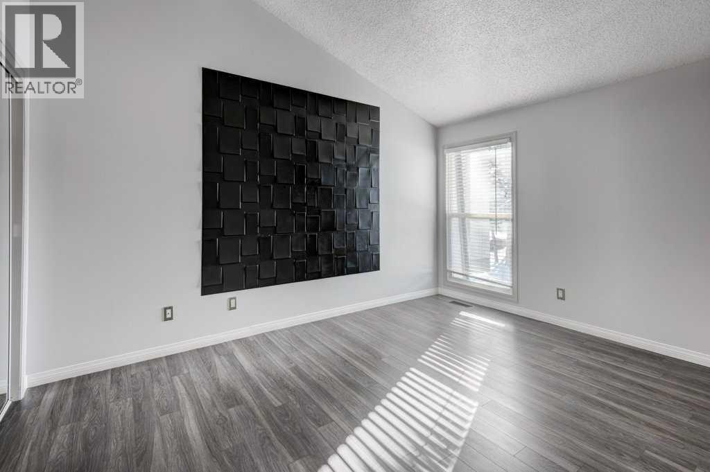 324 Brae Glen Road SW, Calgary, Alberta  T2W 1B6 - Photo 19 - A2290619