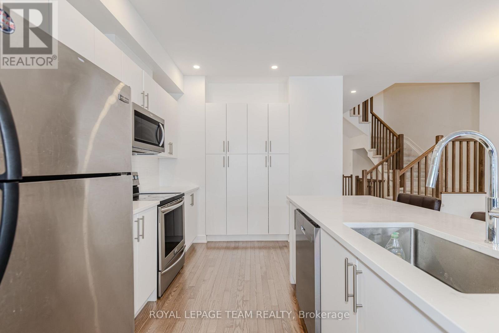 867 Anciano Crescent, Ottawa, Ontario  K2S 2R8 - Photo 18 - X12912326