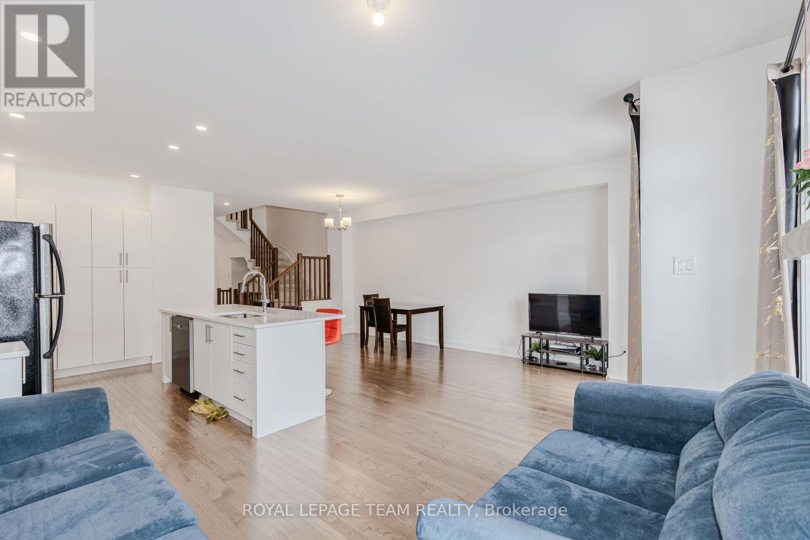 867 Anciano Crescent, Ottawa, Ontario  K2S 2R8 - Photo 21 - X12912326