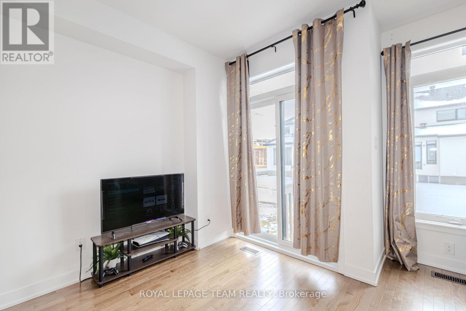 867 Anciano Crescent, Ottawa, Ontario  K2S 2R8 - Photo 22 - X12912326