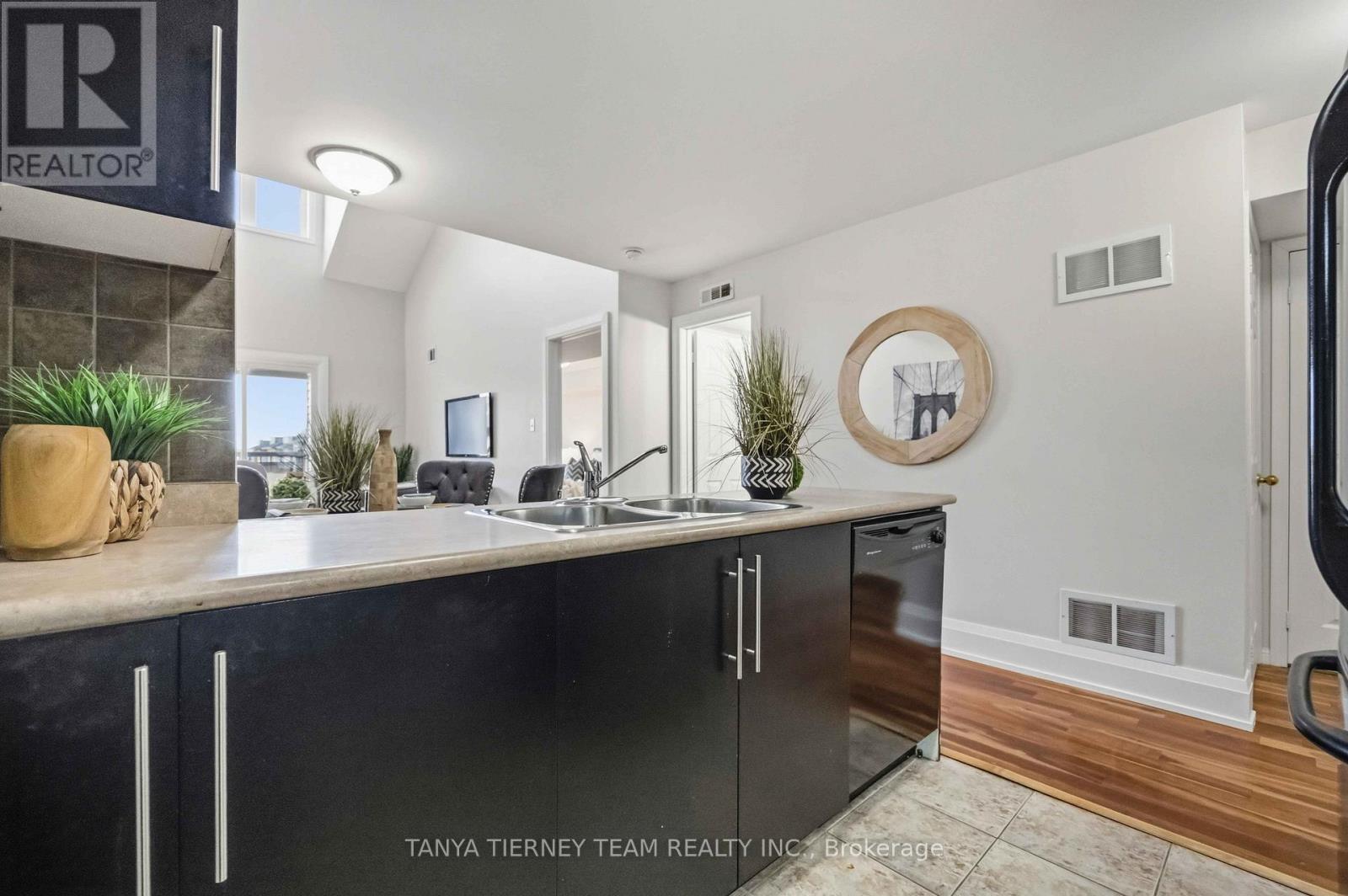 3 - 48 Petra Way, Whitby, Ontario  L1R 0A4 - Photo 19 - E12911018