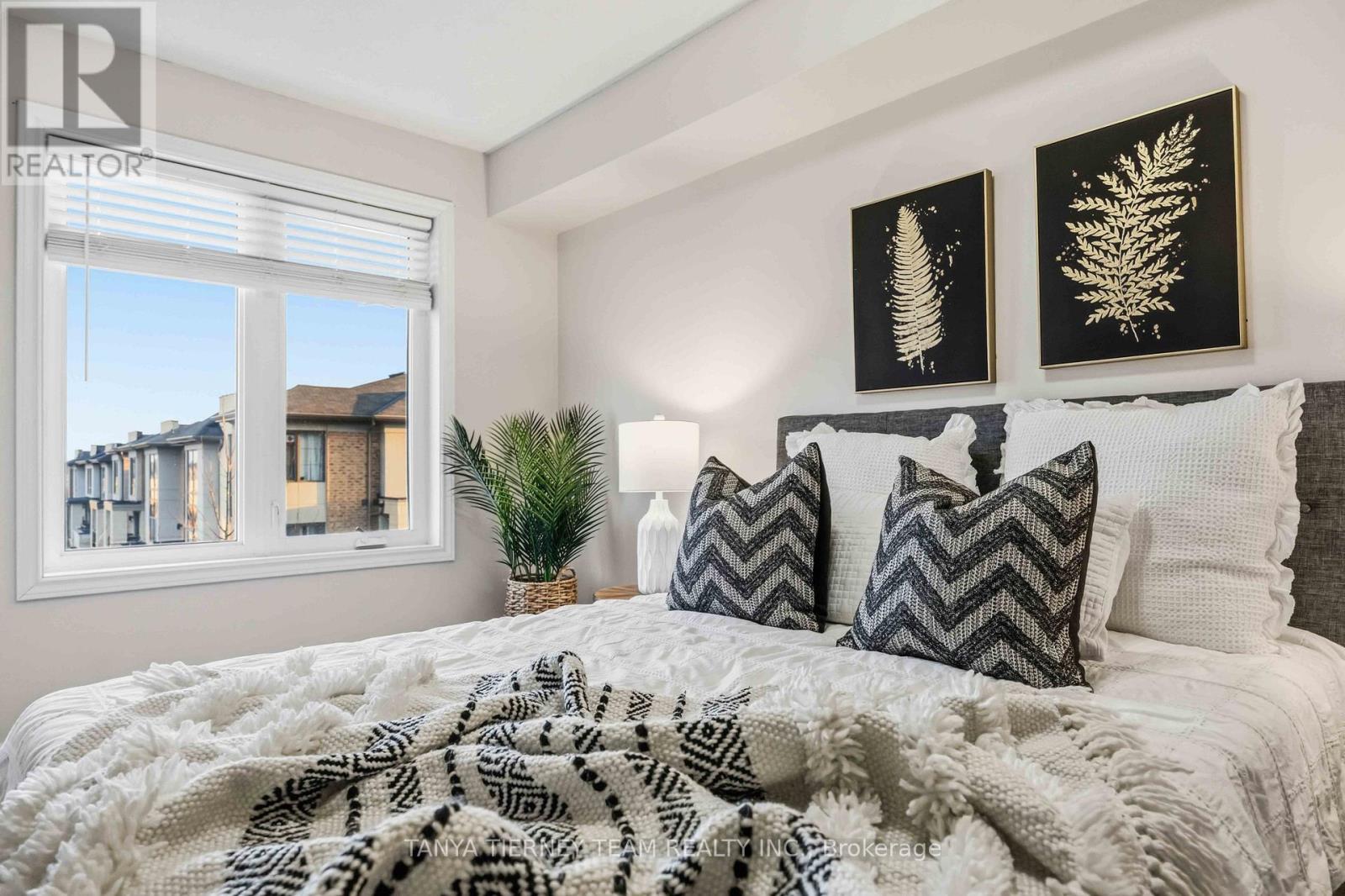 3 - 48 Petra Way, Whitby, Ontario  L1R 0A4 - Photo 25 - E12911018