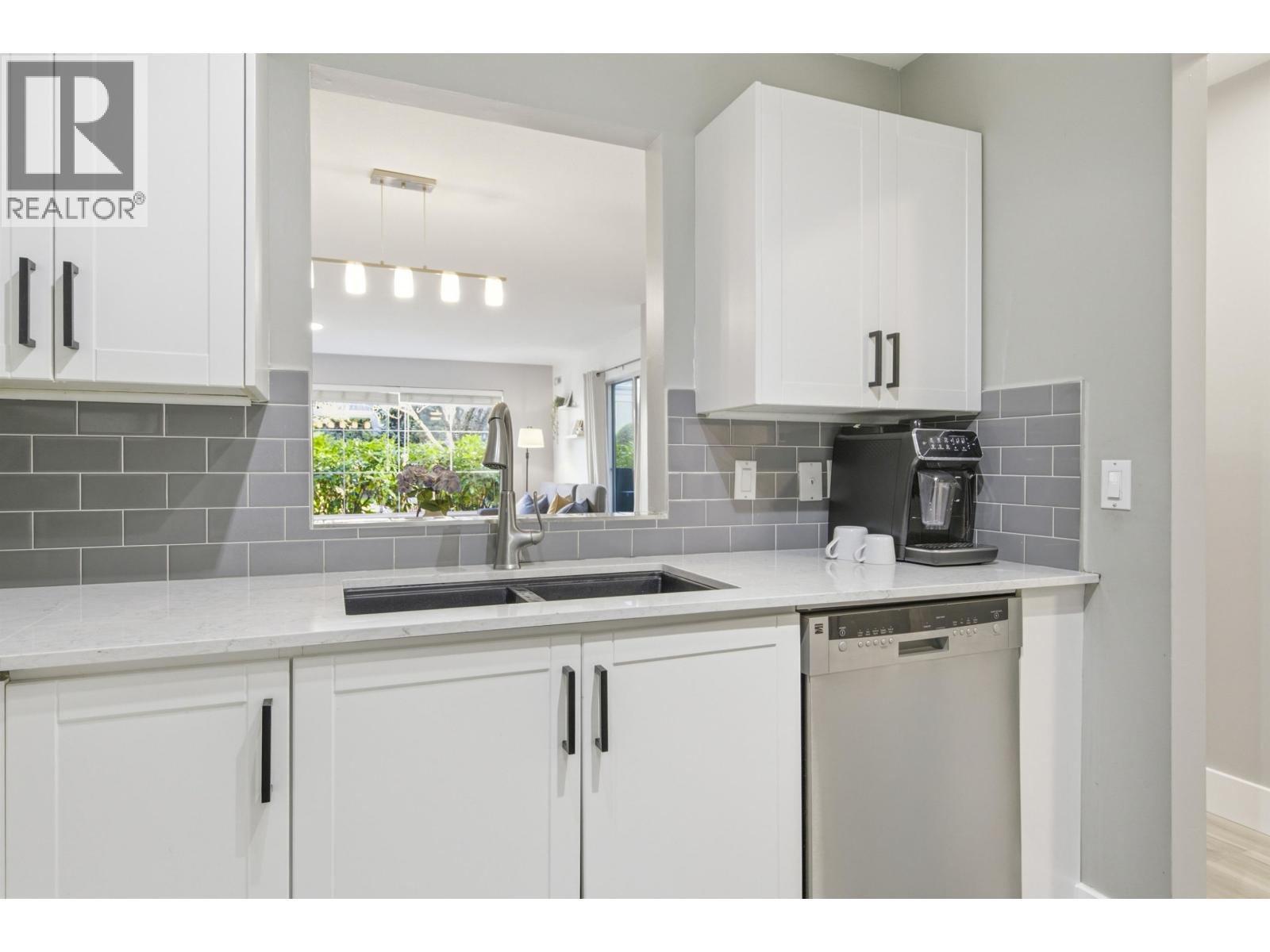 111 6820 Rumble Street, Burnaby, British Columbia  V5E 4H9 - Photo 7 - R3102616