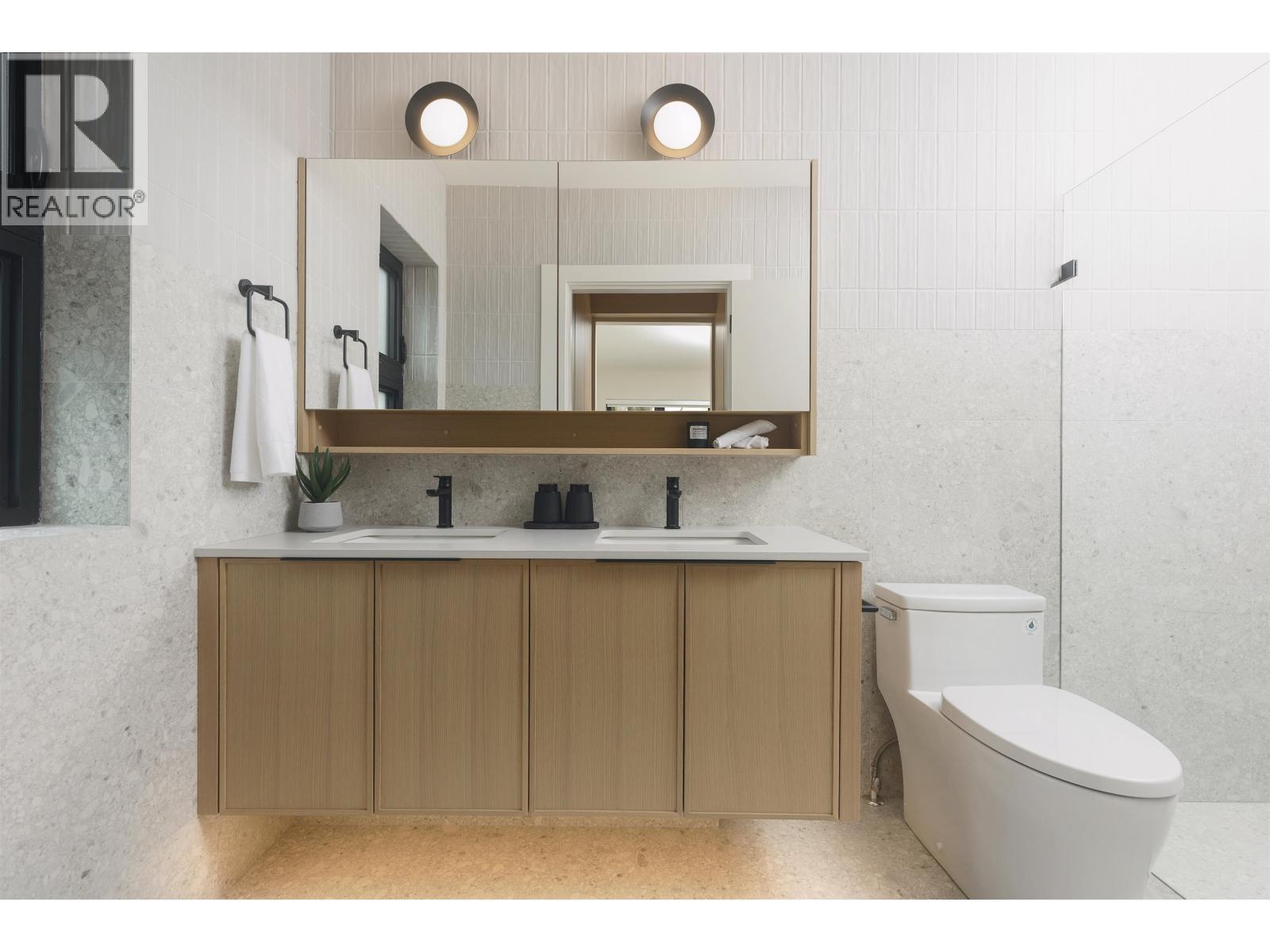 1 58 E 40th Avenue, Vancouver, British Columbia  V5W 1L4 - Photo 14 - R3102669