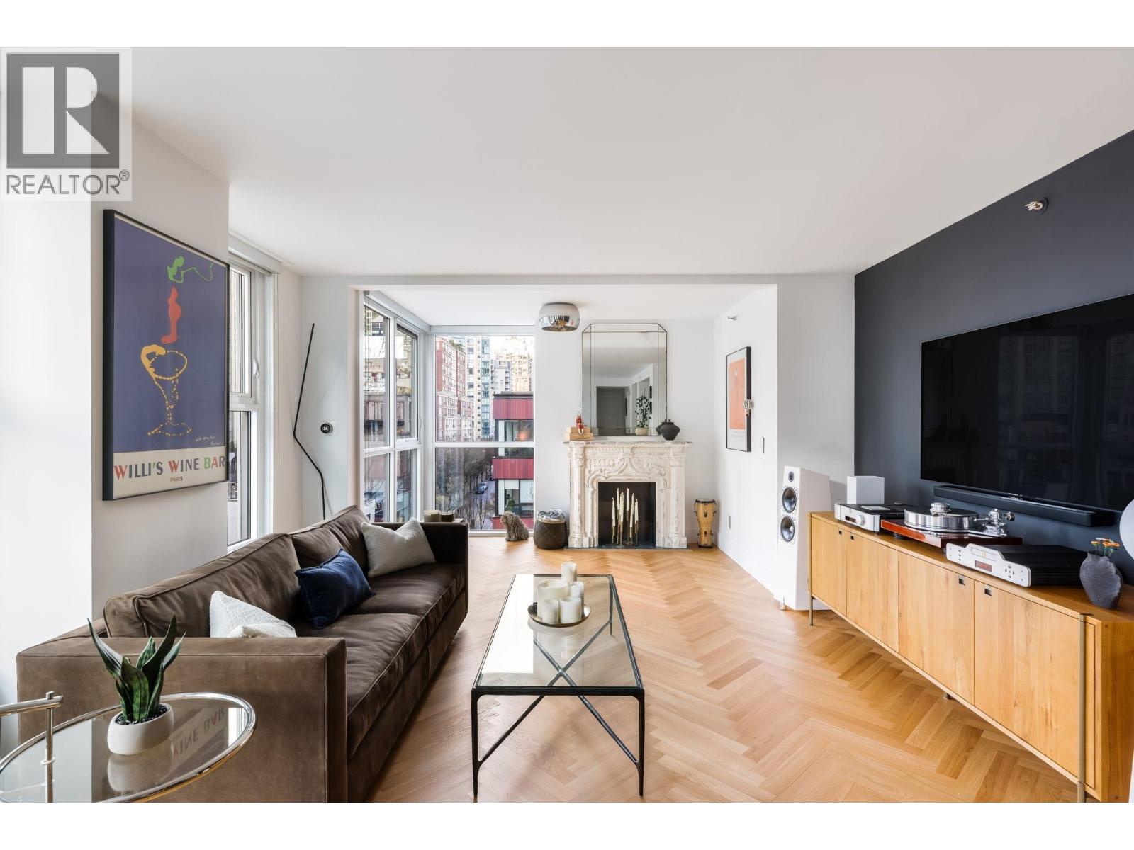 806 1318 Homer Street, Vancouver, British Columbia  V6B 6A7 - Photo 3 - R3102689