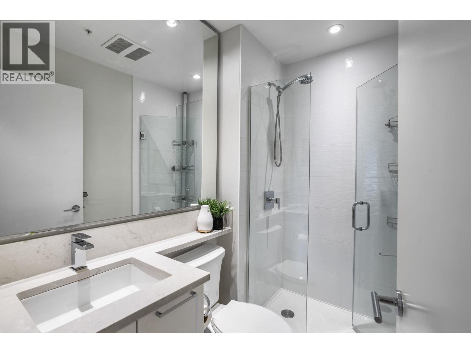 221 1768 Gilmore Avenue, Burnaby, British Columbia  V5C 0L4 - Photo 13 - R3102694