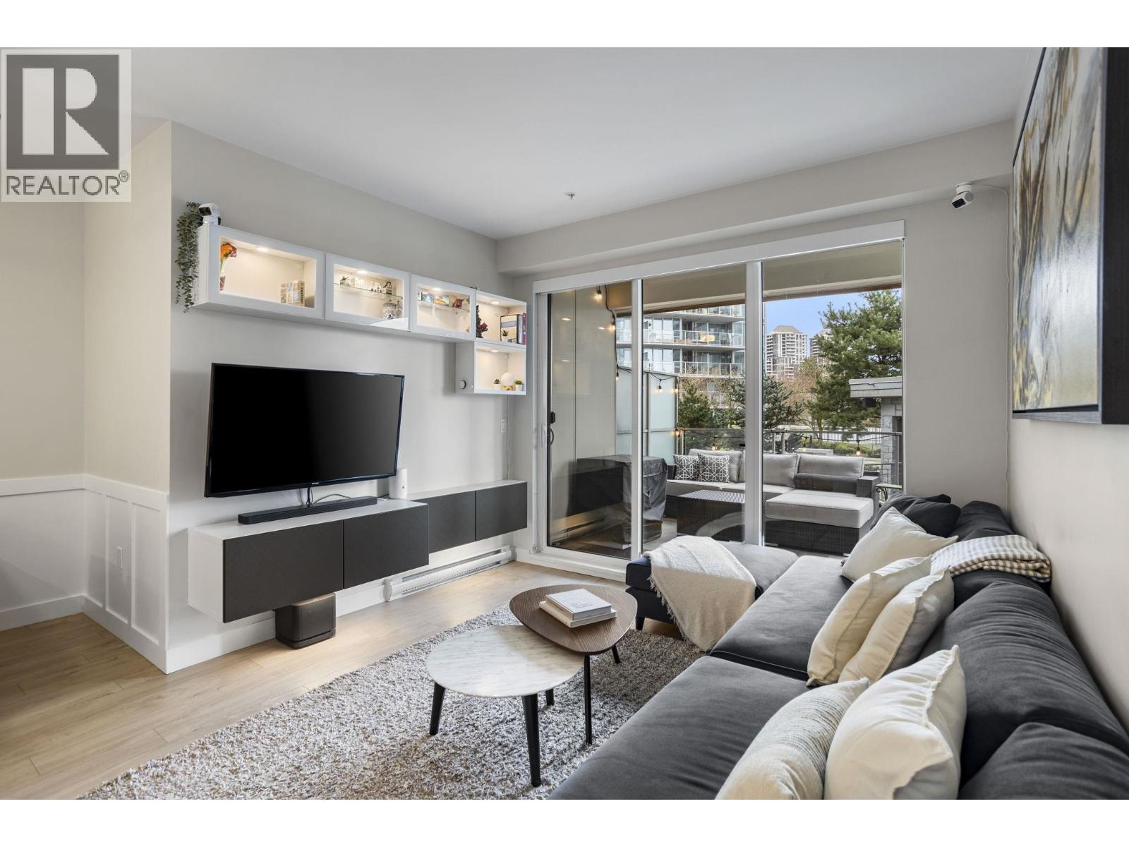 221 1768 Gilmore Avenue, Burnaby, British Columbia  V5C 0L4 - Photo 3 - R3102694