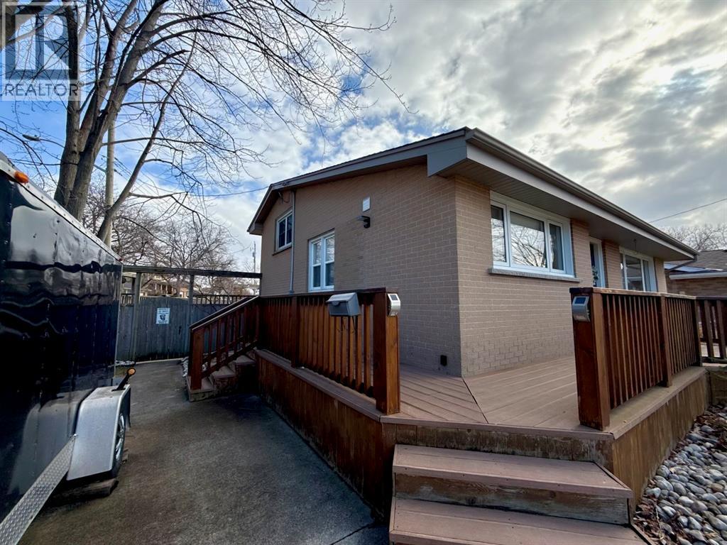 1137 Gurd Street, Sarnia, Ontario  N7V 4B2 - Photo 5 - 26005898