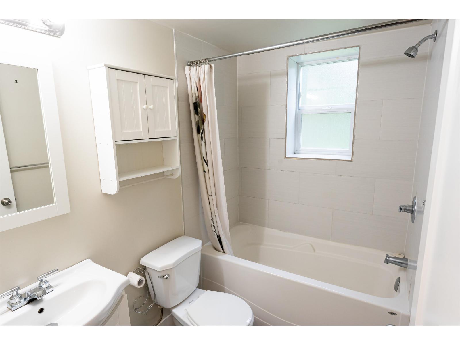 32354 14 Avenue, Mission, British Columbia  V2V 2N7 - Photo 26 - R3099212