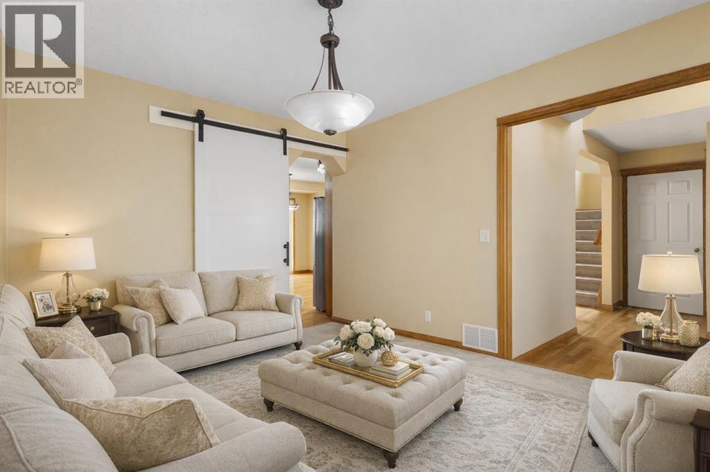 42 Panorama Hills Green NW, Calgary, Alberta  T3K 4N4 - Photo 5 - A2295706