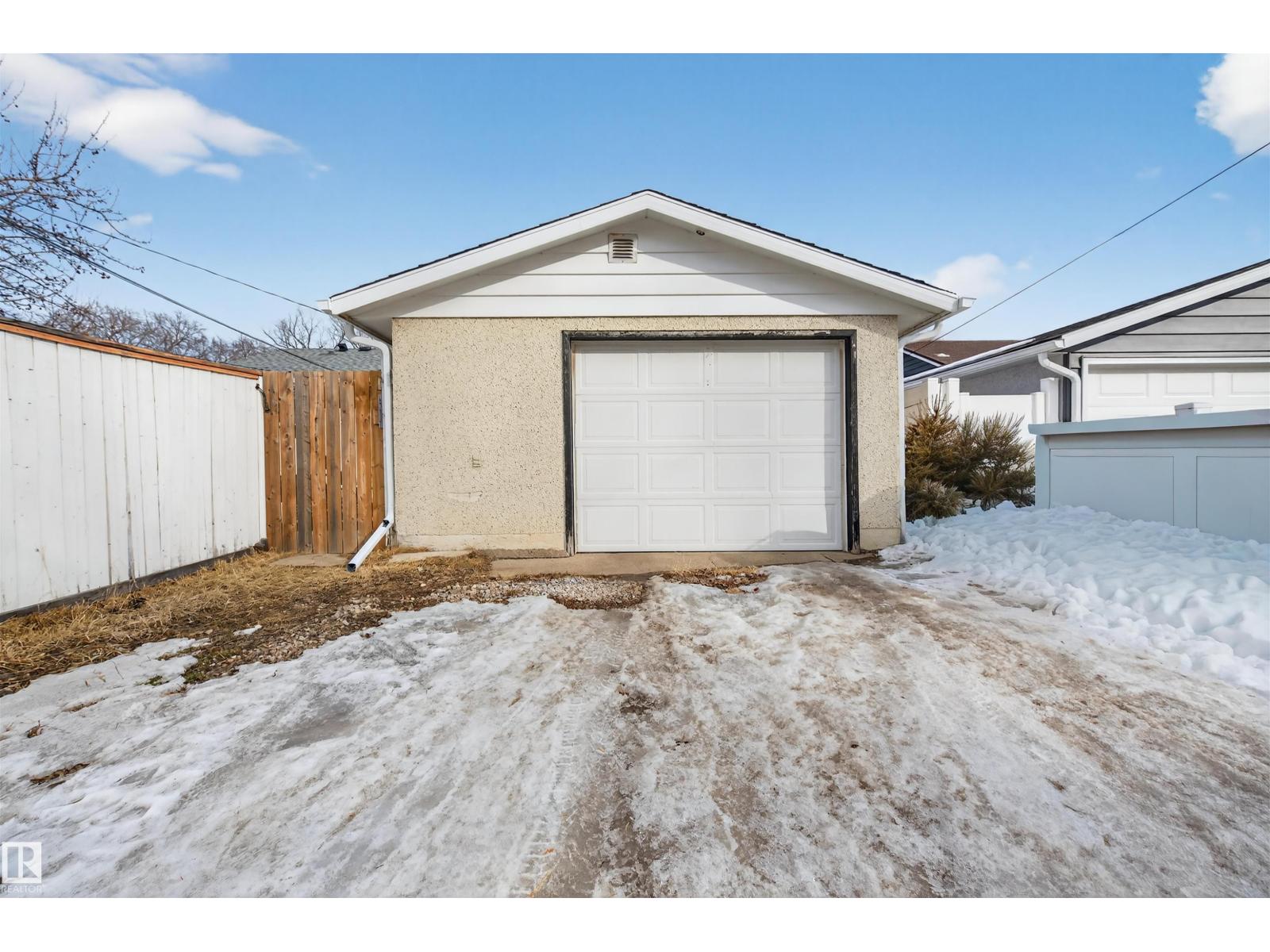 8906 168 St Nw, Edmonton, Alberta  T5R 2V5 - Photo 38 - E4478754