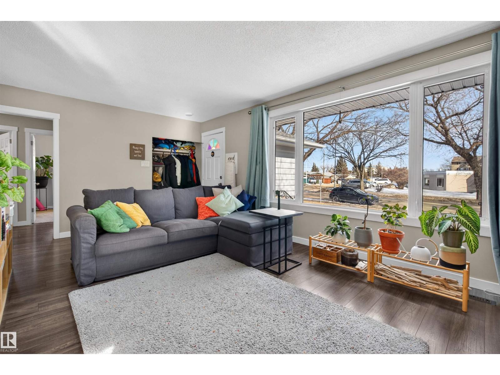 8906 168 St Nw, Edmonton, Alberta  T5R 2V5 - Photo 4 - E4478754