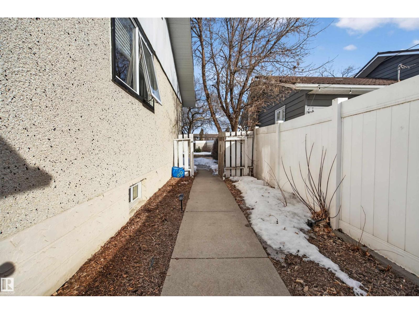 8906 168 St Nw, Edmonton, Alberta  T5R 2V5 - Photo 40 - E4478754