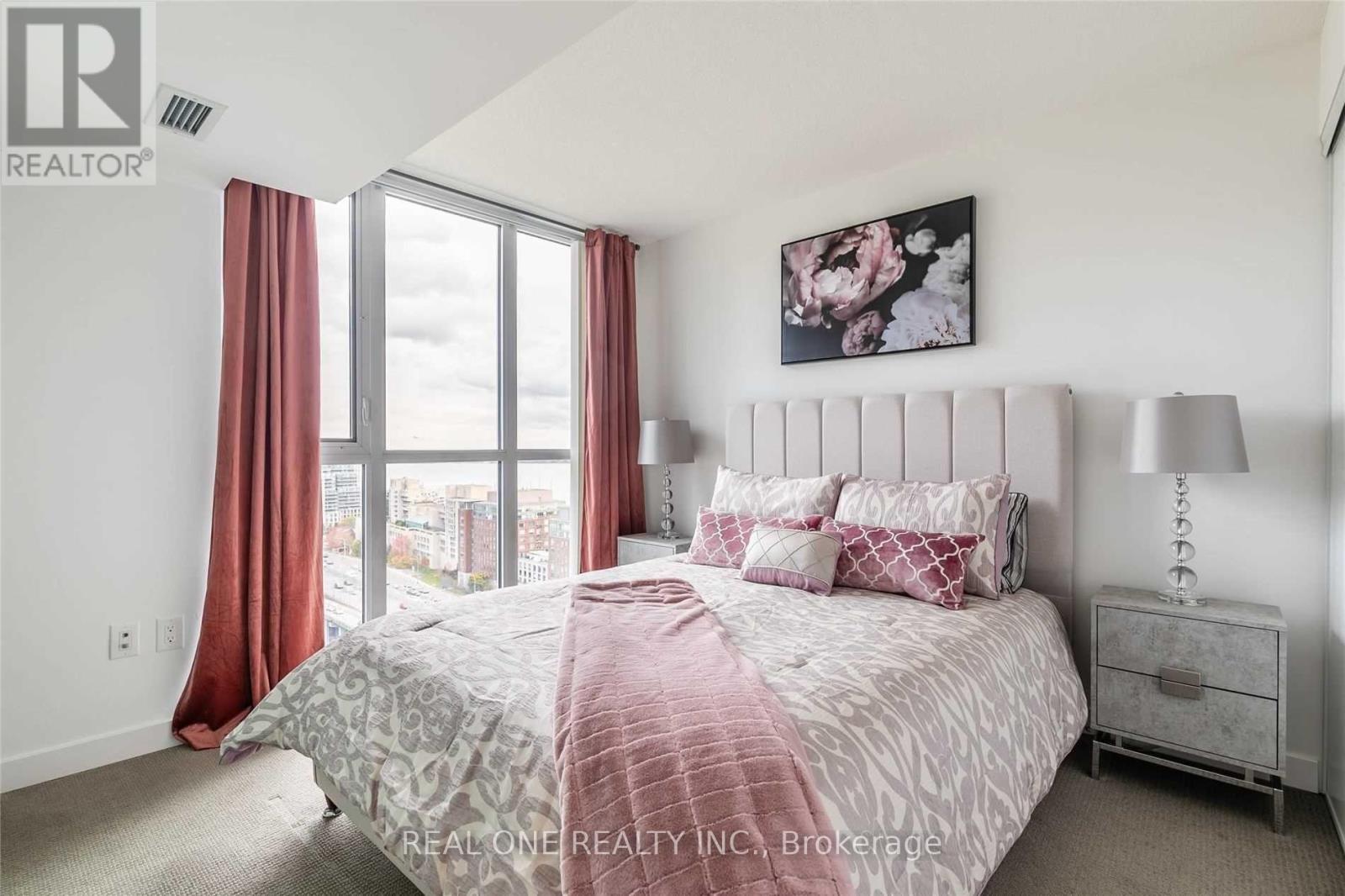 2203 - 75 Queens Wharf Road, Toronto, Ontario  M5V 0J8 - Photo 6 - C12912320