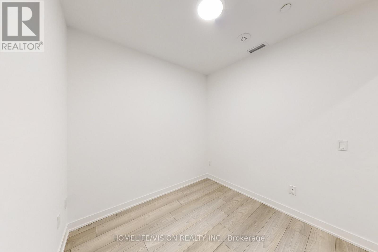 518 - 252 Church Street, Toronto, Ontario  M5B 0E6 - Photo 27 - C12912342