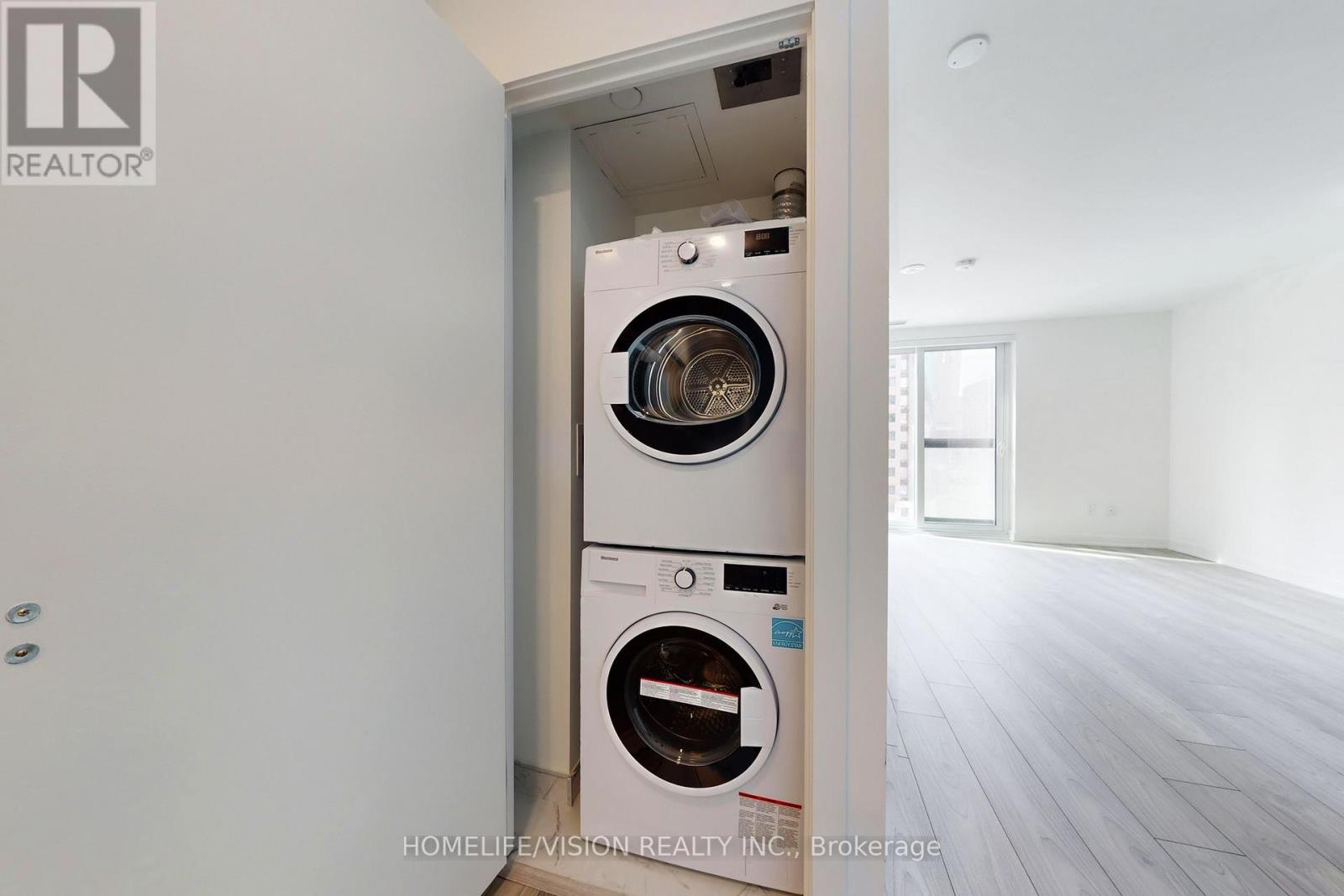 518 - 252 Church Street, Toronto, Ontario  M5B 0E6 - Photo 31 - C12912342