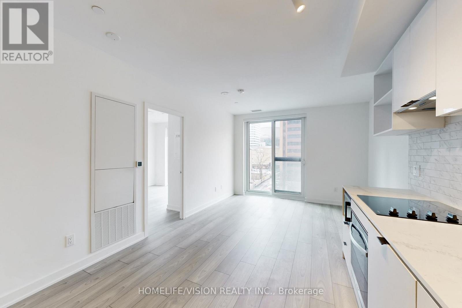 518 - 252 Church Street, Toronto, Ontario  M5B 0E6 - Photo 6 - C12912342