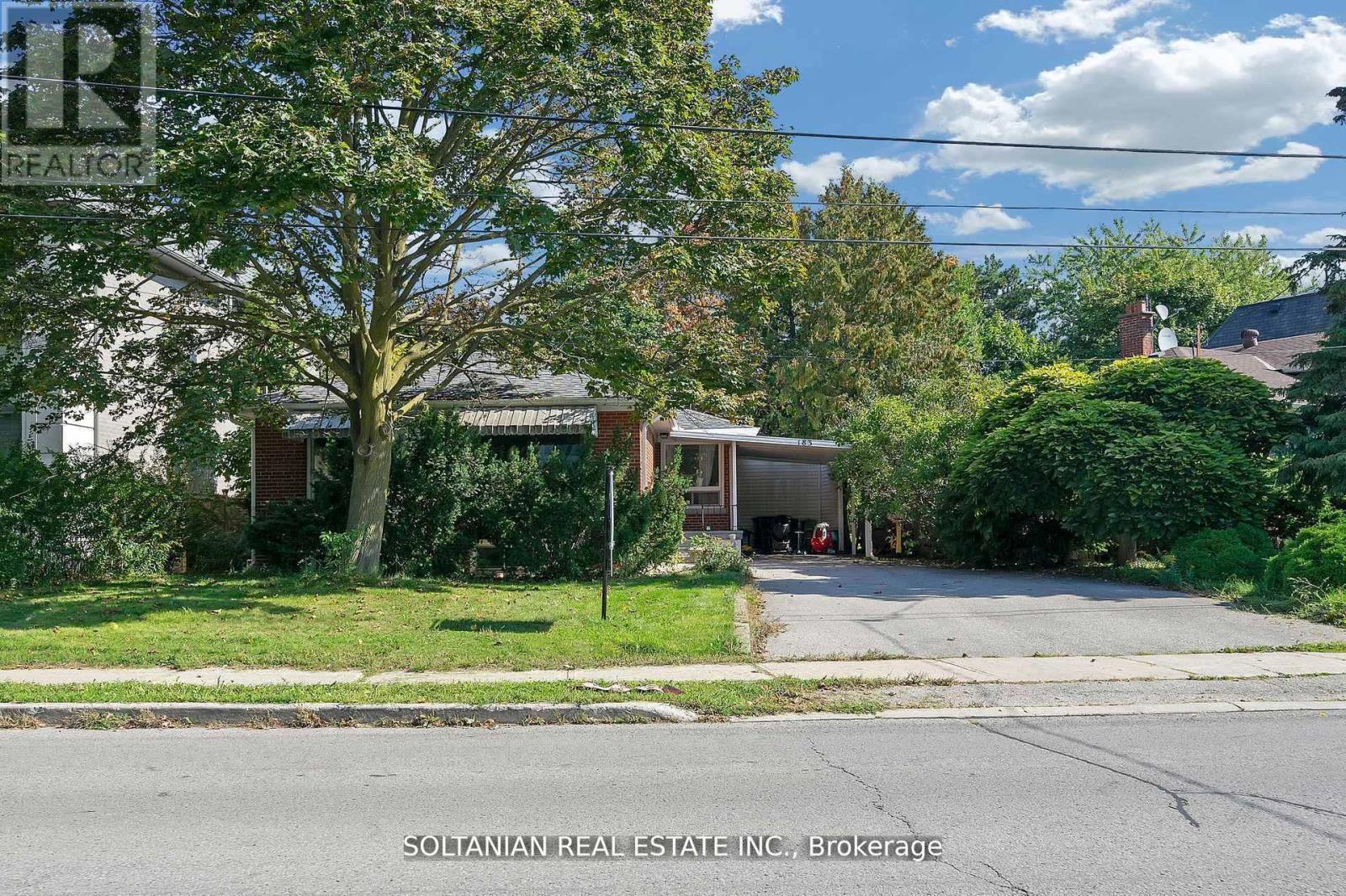 183 Maxome Avenue, Toronto, Ontario  M2M 3L1 - Photo 5 - C12912354