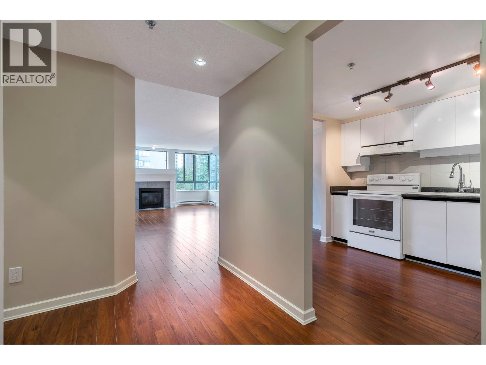 603 1132 Haro Street, Vancouver, British Columbia  V6E 1C9 - Photo 2 - R3102197