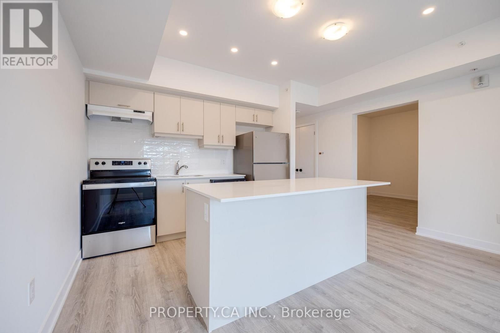 210 - 8 Culinary Lane W, Barrie, Ontario  L9T 0T2 - Photo 6 - S12912346