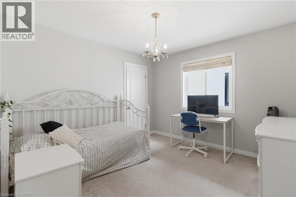 84 Duncairn Crescent, Hamilton, Ontario  L9C 6G1 - Photo 35 - 40814428