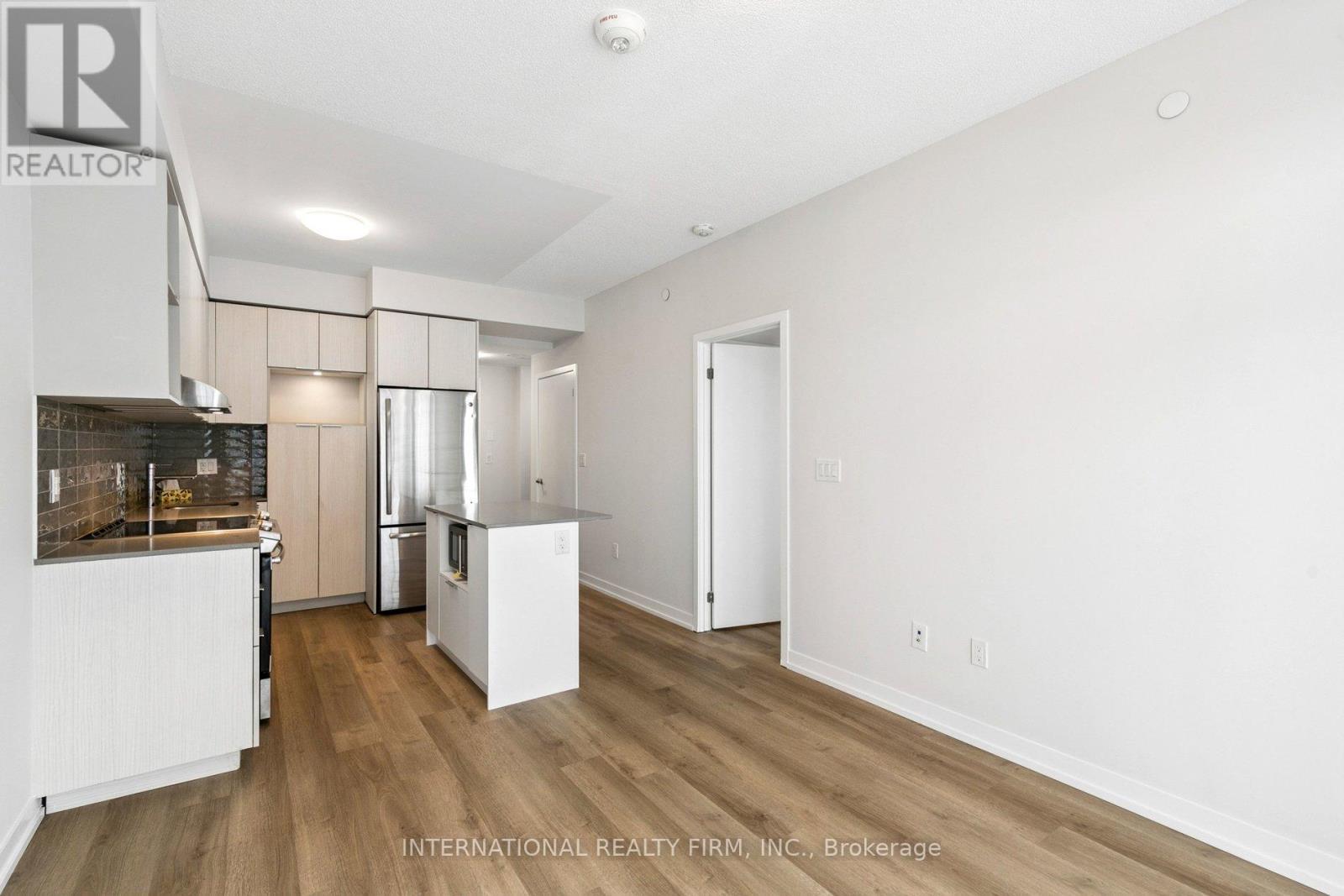 602 - 2520 Eglinton Avenue W, Mississauga, Ontario  L5M 0Y4 - Photo 12 - W12912336