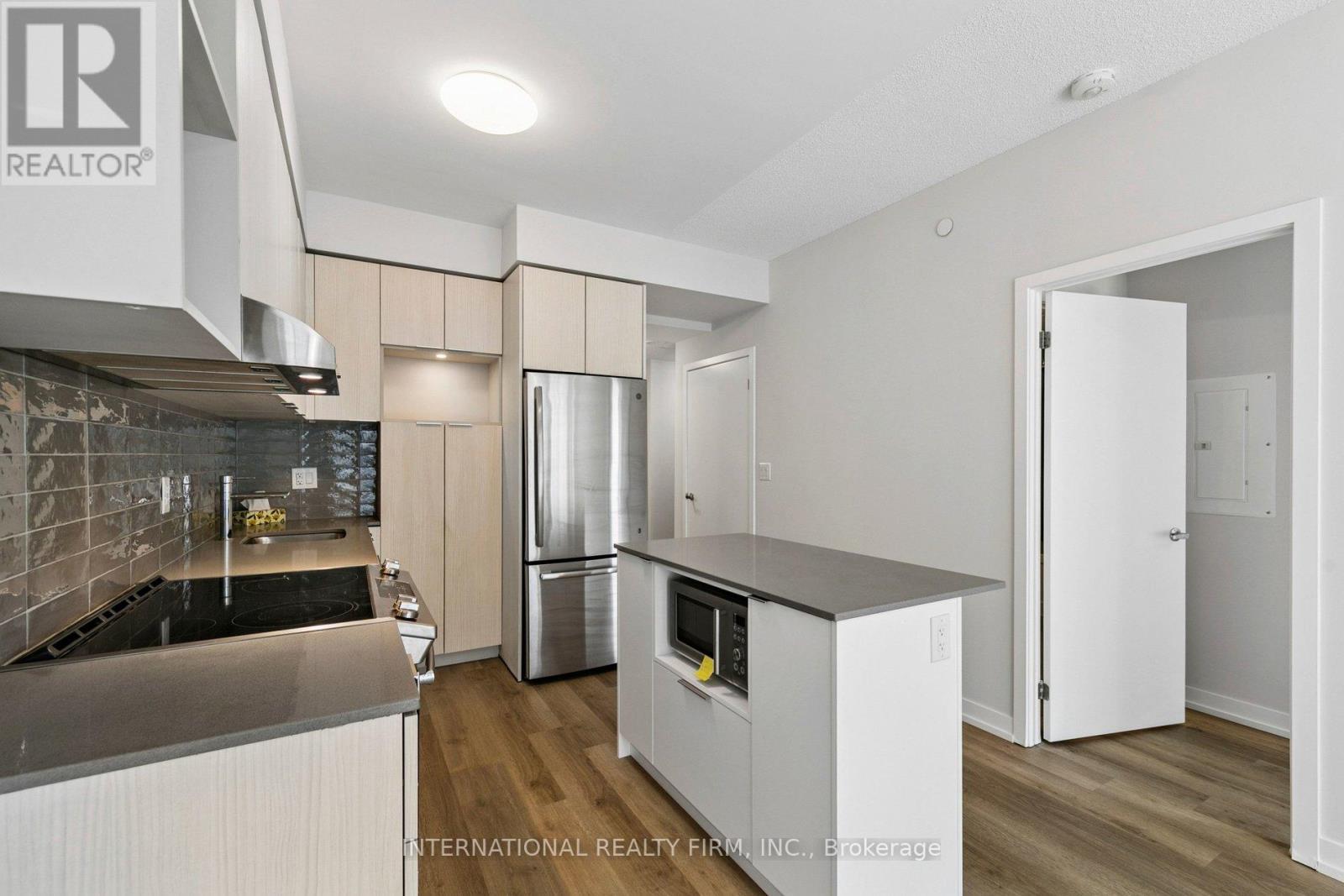 602 - 2520 Eglinton Avenue W, Mississauga, Ontario  L5M 0Y4 - Photo 13 - W12912336