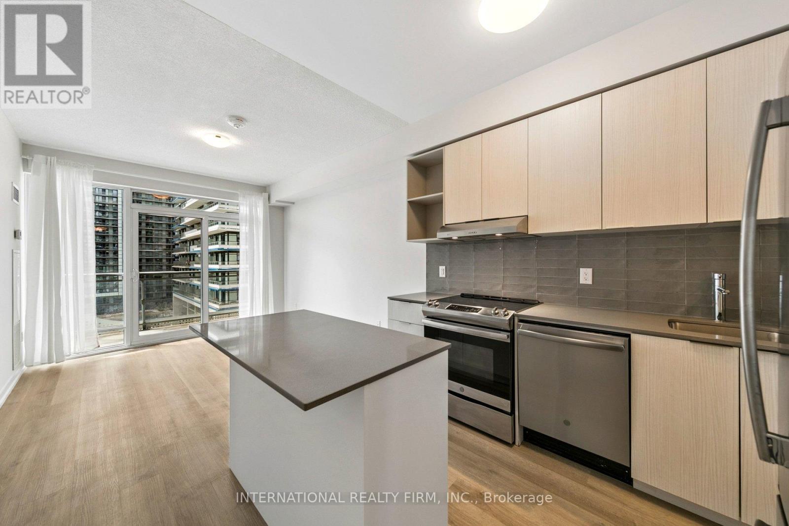 602 - 2520 Eglinton Avenue W, Mississauga, Ontario  L5M 0Y4 - Photo 16 - W12912336