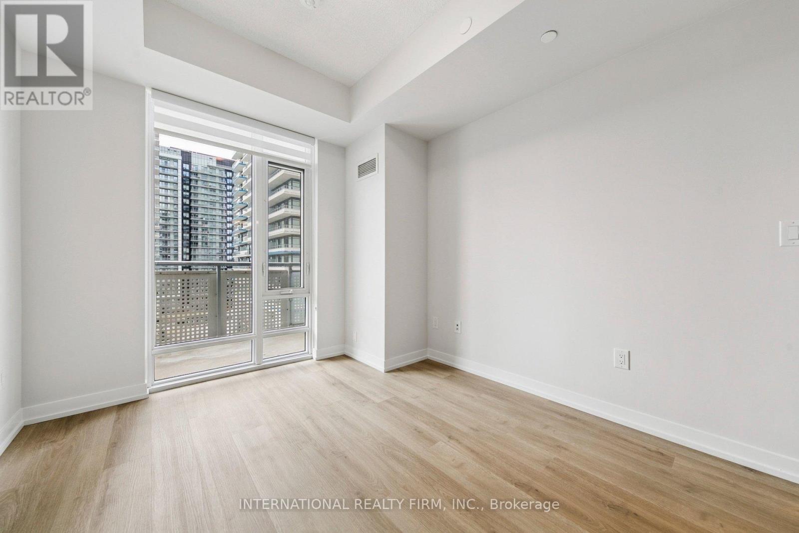 602 - 2520 Eglinton Avenue W, Mississauga, Ontario  L5M 0Y4 - Photo 21 - W12912336