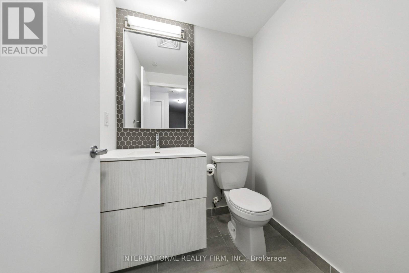 602 - 2520 Eglinton Avenue W, Mississauga, Ontario  L5M 0Y4 - Photo 27 - W12912336