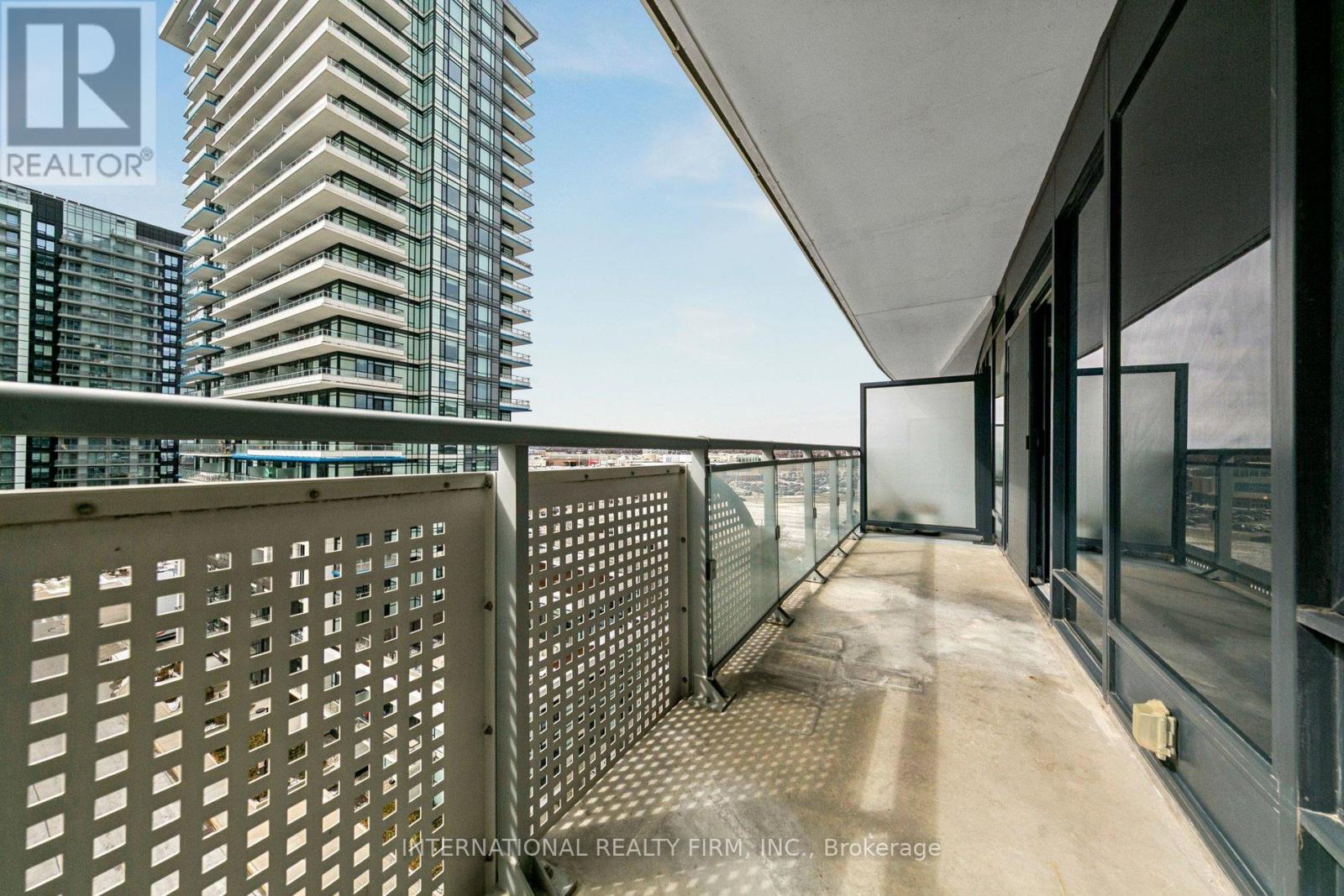 602 - 2520 Eglinton Avenue W, Mississauga, Ontario  L5M 0Y4 - Photo 30 - W12912336