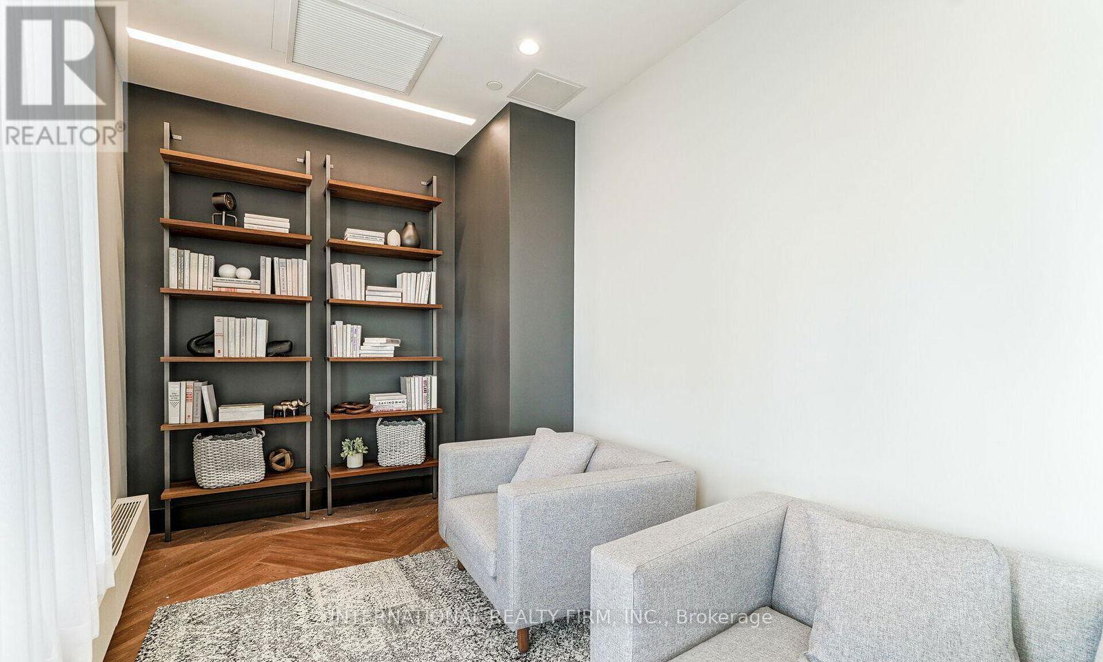 602 - 2520 Eglinton Avenue W, Mississauga, Ontario  L5M 0Y4 - Photo 39 - W12912336