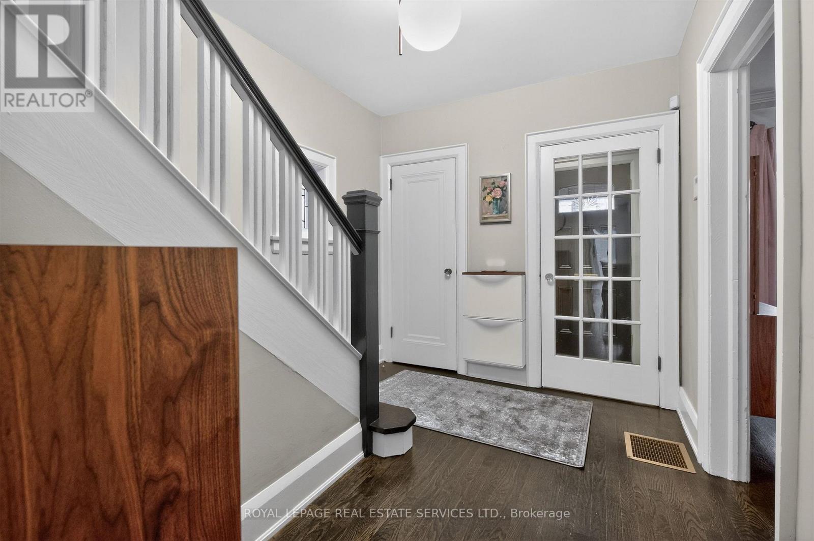 396 Durie Street, Toronto, Ontario  M6S 3G4 - Photo 4 - W12912340