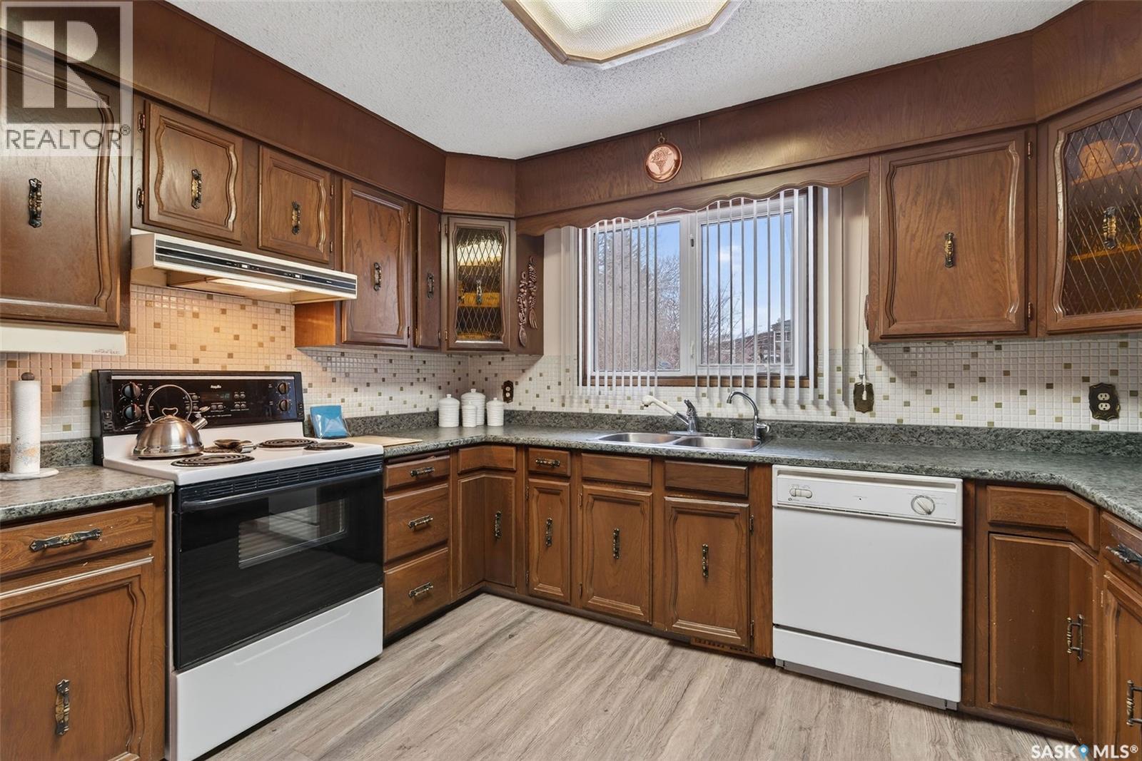 3111 4th Avenue W, Prince Albert, Saskatchewan  S6V 5H1 - Photo 4 - SK027840