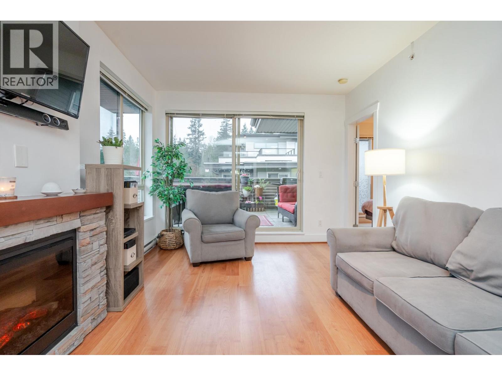 302 7428 Byrnepark Walk, Burnaby, British Columbia  V3N 0B4 - Photo 6 - R3101700
