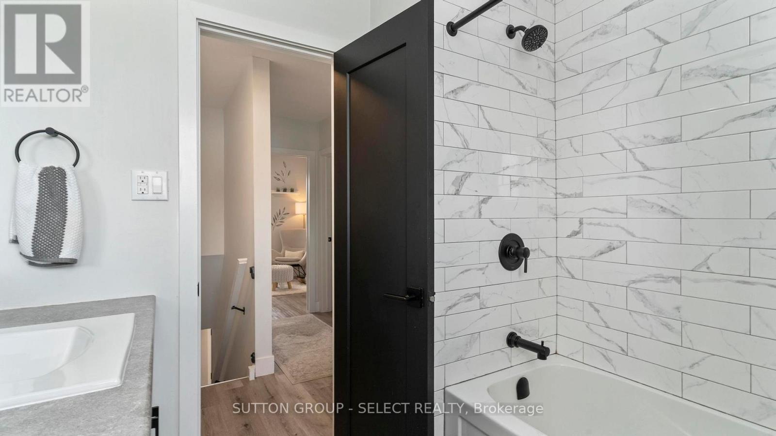 295 Admiral Drive, London East, Ontario  N5V 1J2 - Photo 26 - X12814848