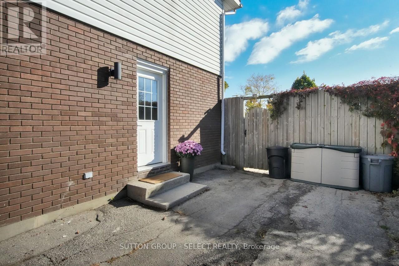 295 Admiral Drive, London East, Ontario  N5V 1J2 - Photo 6 - X12814848