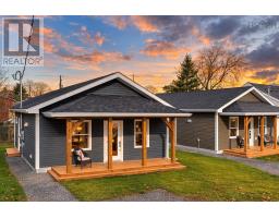 54 Oak Street, Pictou, Nova Scotia