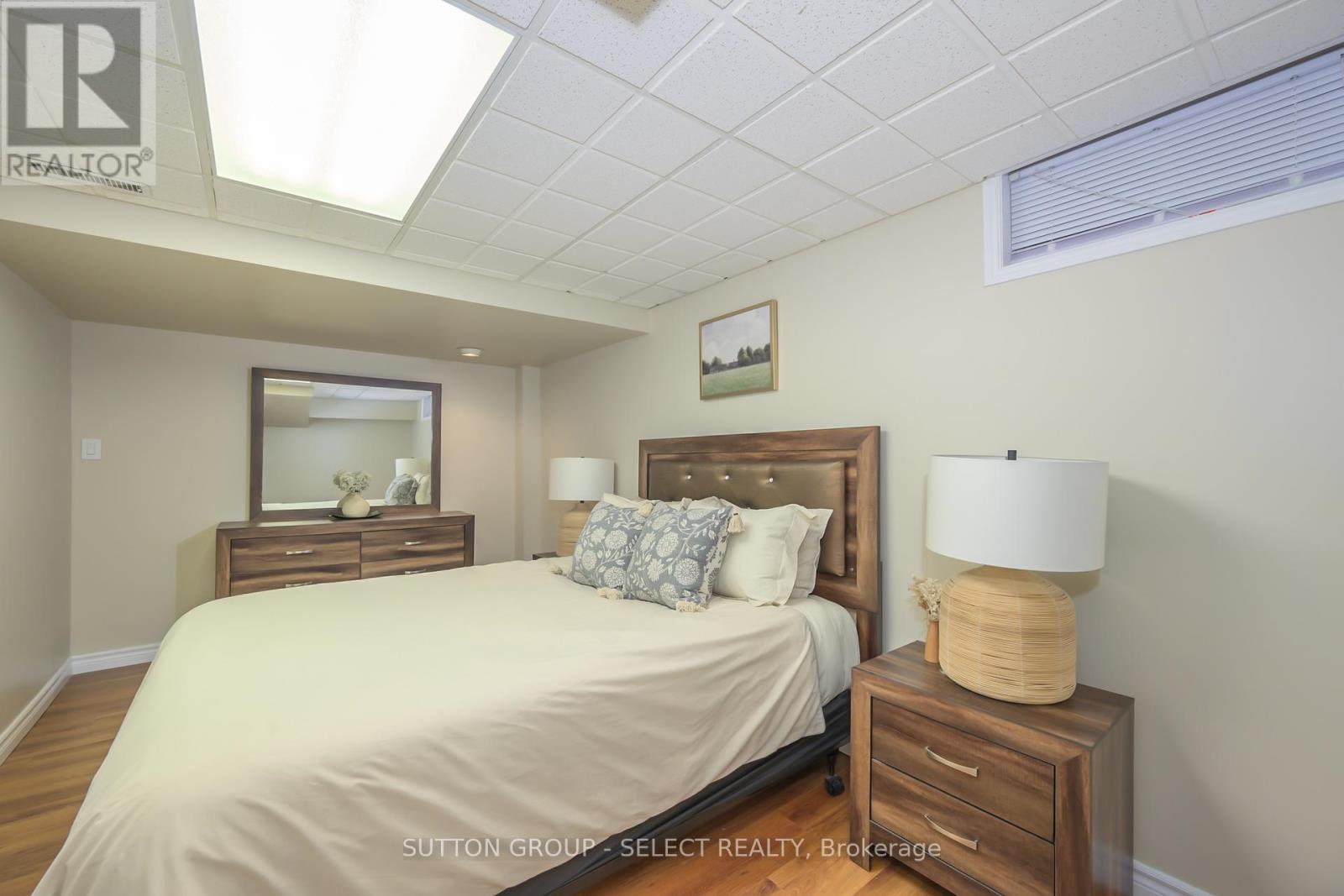 983 Country Club Crescent, London South, Ontario  N6C 5R6 - Photo 36 - X12912394