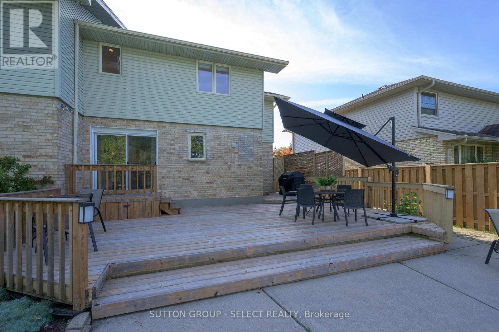 983 Country Club Crescent, London South, Ontario  N6C 5R6 - Photo 42 - X12912394