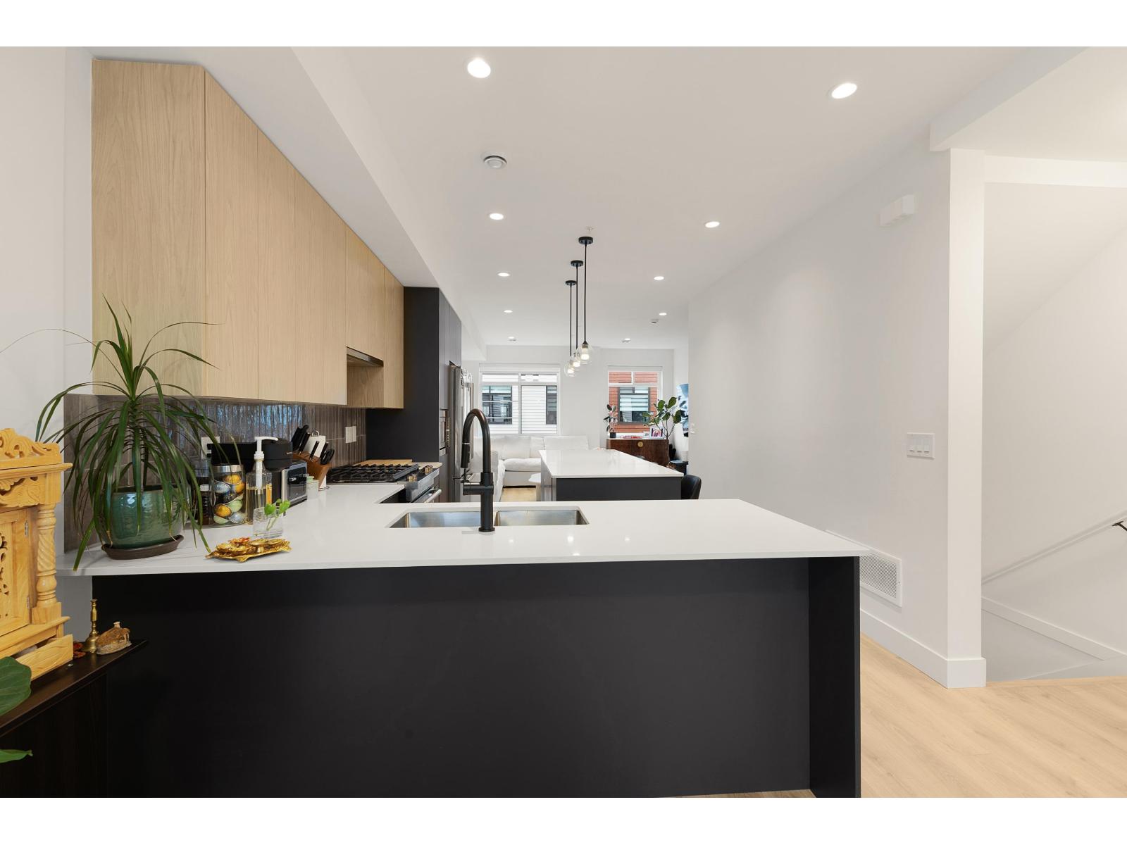 16 8430 Nottman Street, Mission, British Columbia  V2V 0L2 - Photo 8 - R3102185