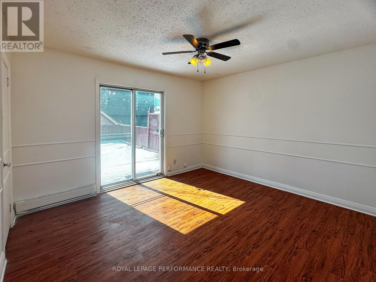 2 - 330 Donald Street, Ottawa, Ontario  K1K 1M5 - Photo 10 - X12912366