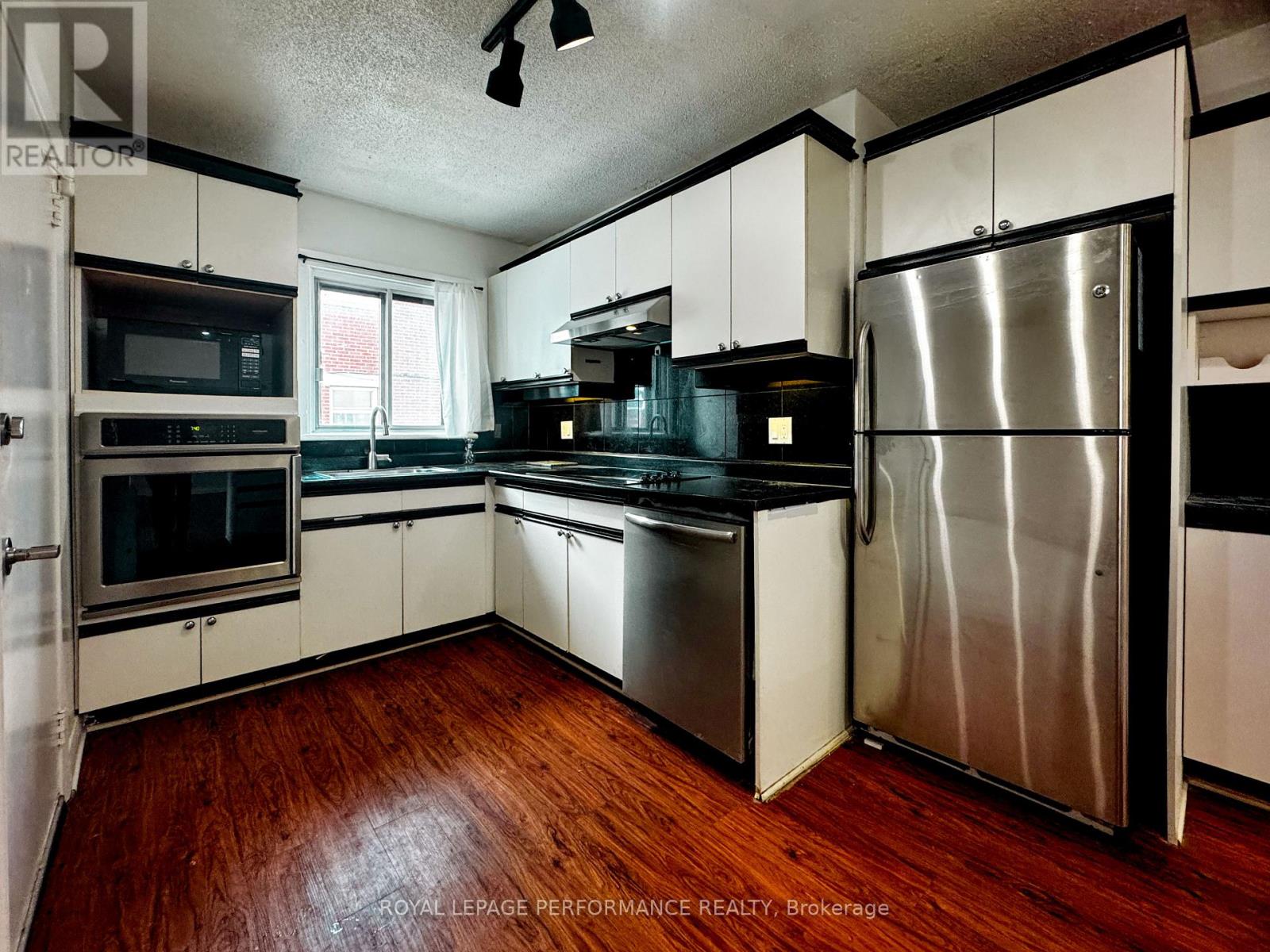 2 - 330 Donald Street, Ottawa, Ontario  K1K 1M5 - Photo 15 - X12912366