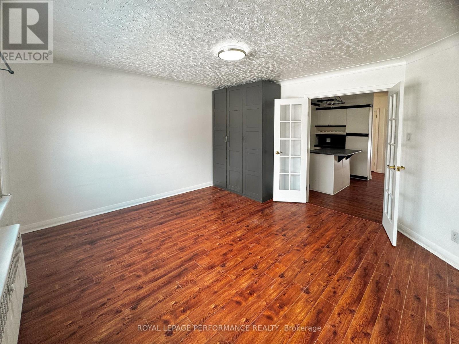 2 - 330 Donald Street, Ottawa, Ontario  K1K 1M5 - Photo 6 - X12912366