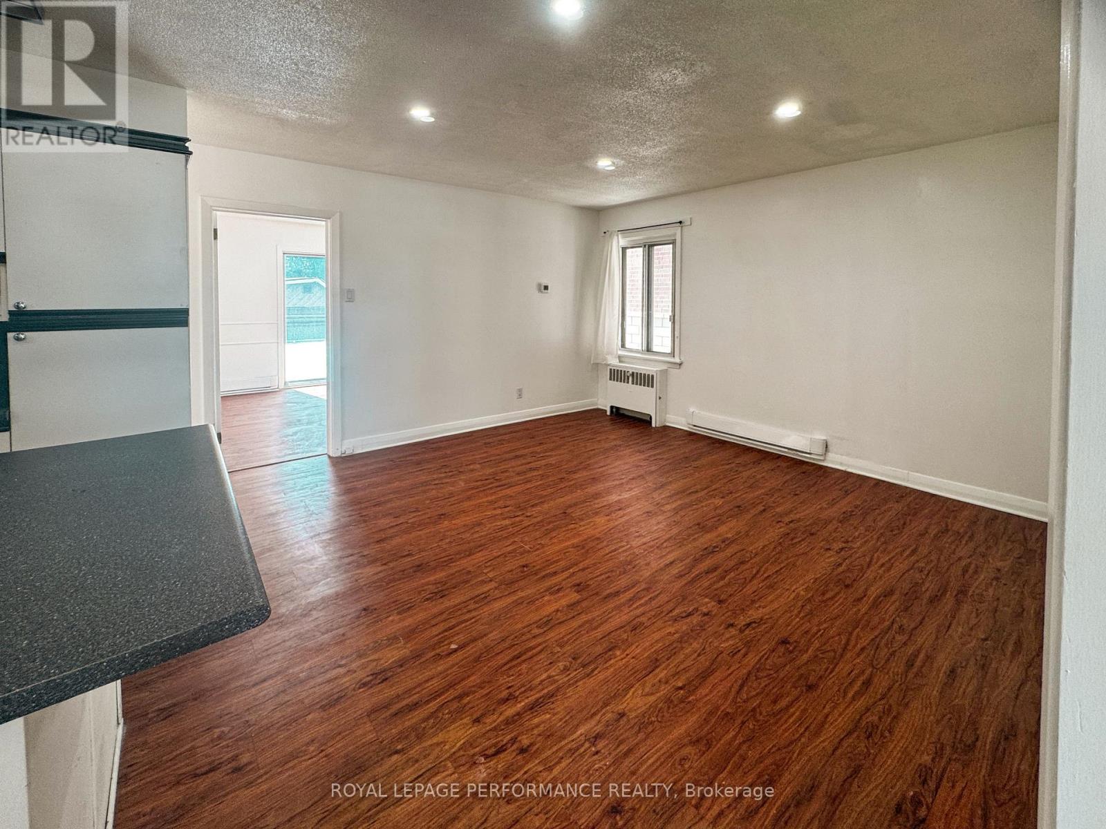 2 - 330 Donald Street, Ottawa, Ontario  K1K 1M5 - Photo 8 - X12912366