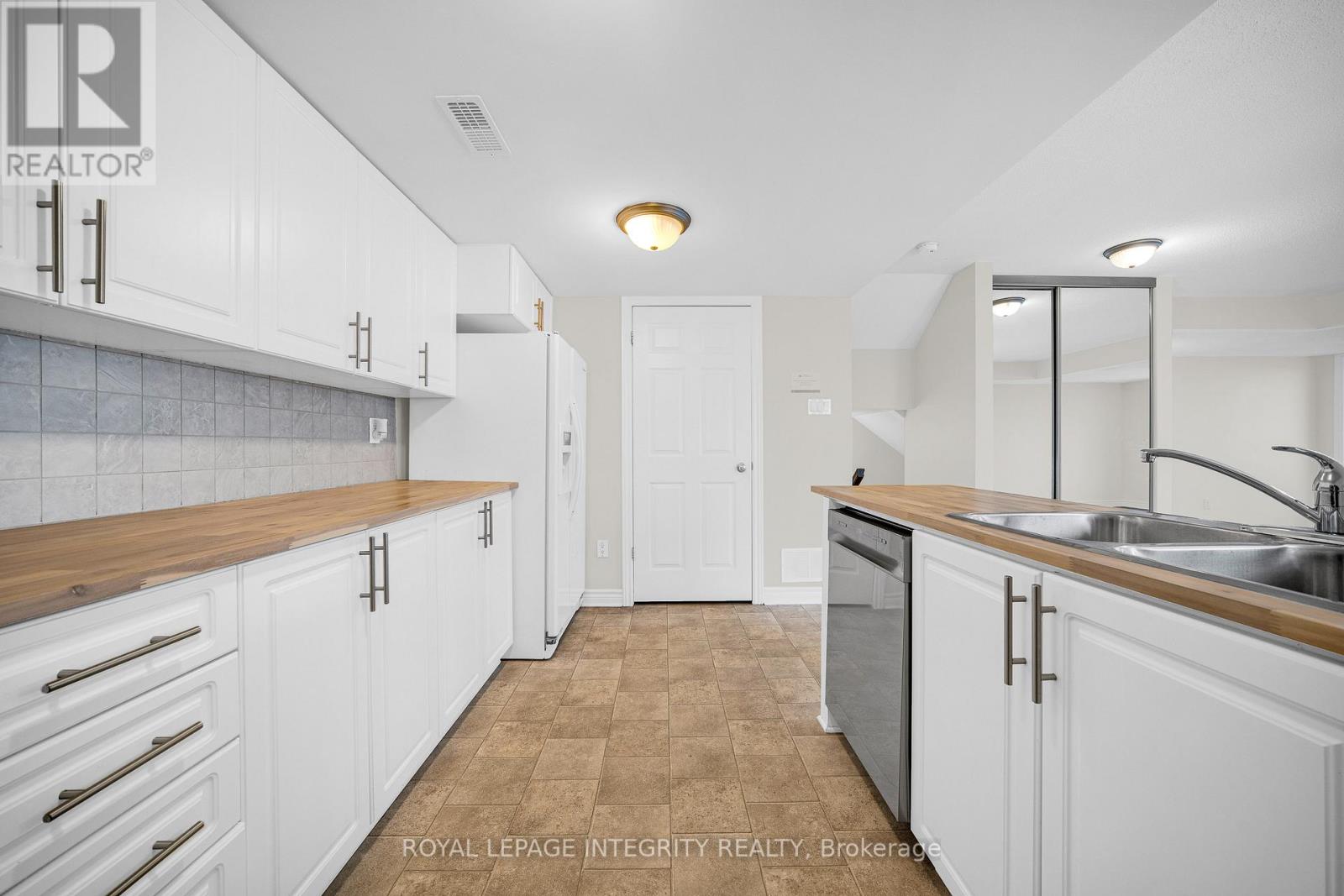 D - 780 Chapman Mills Drive, Ottawa, Ontario  K2J 0V4 - Photo 10 - X12912380