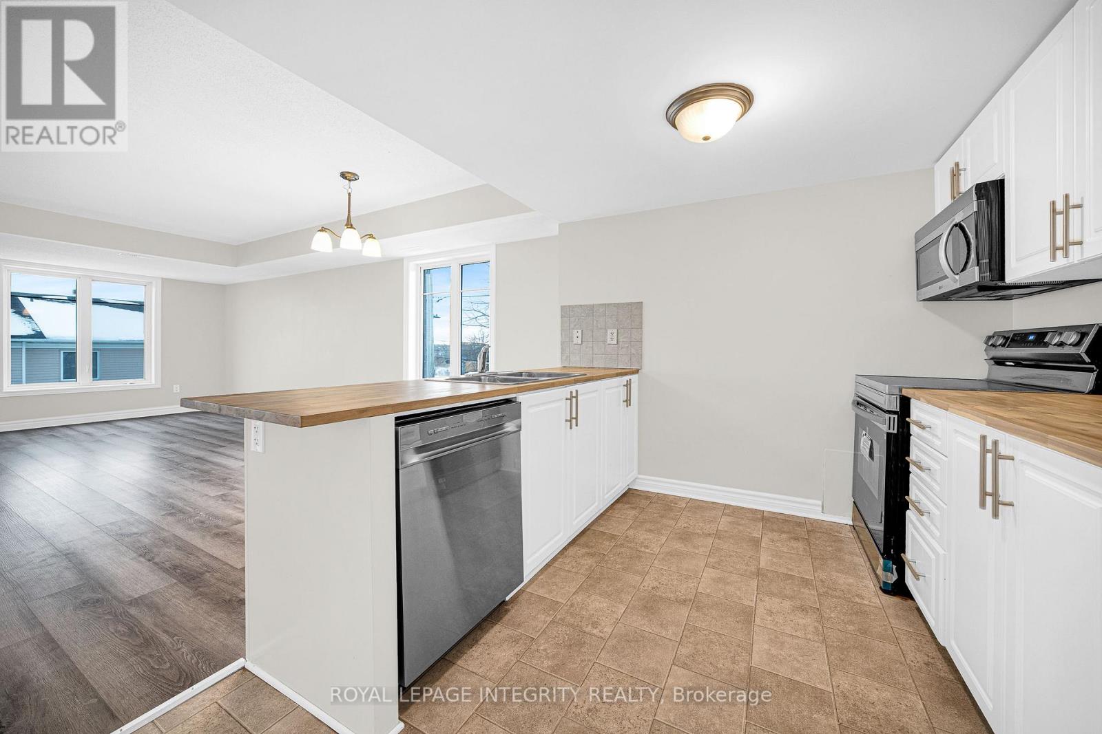 D - 780 Chapman Mills Drive, Ottawa, Ontario  K2J 0V4 - Photo 7 - X12912380