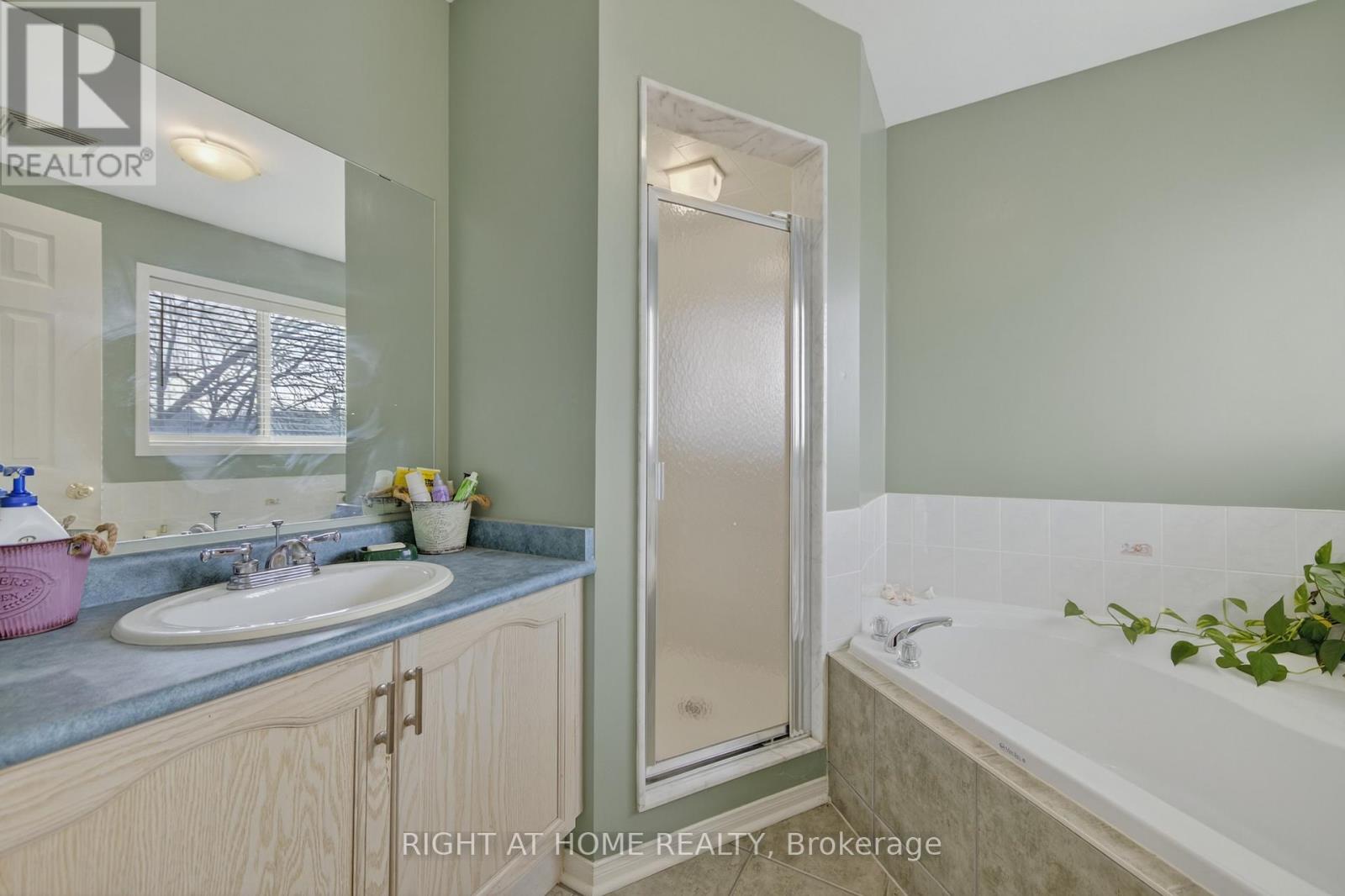 1338 Vincent Crescent, Innisfil, Ontario  L9S 1Z8 - Photo 20 - N12746342