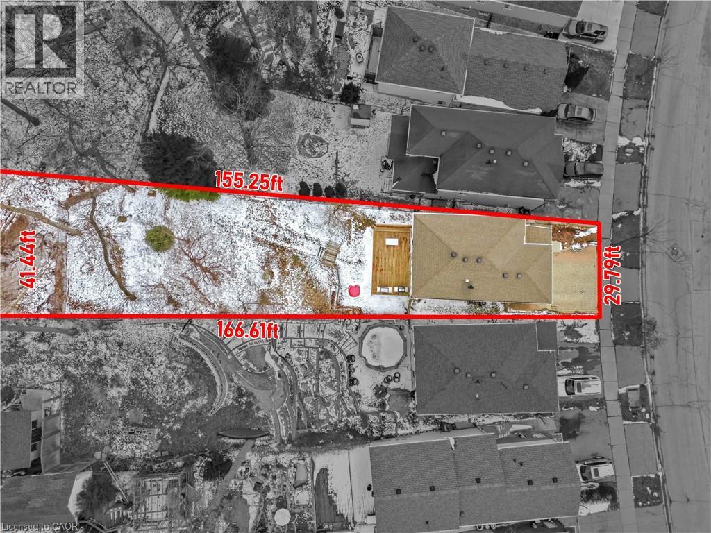 332 Keewatin Avenue, Kitchener, Ontario  N2B 3W6 - Photo 2 - 40813617