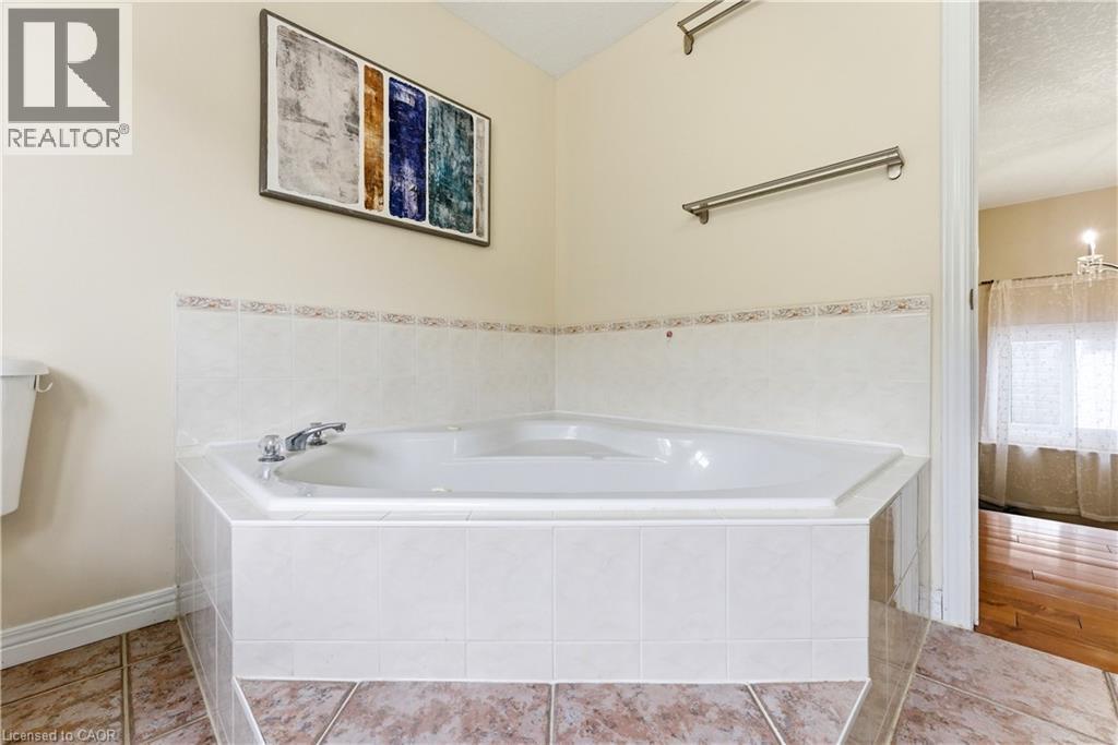 332 Keewatin Avenue, Kitchener, Ontario  N2B 3W6 - Photo 20 - 40813617